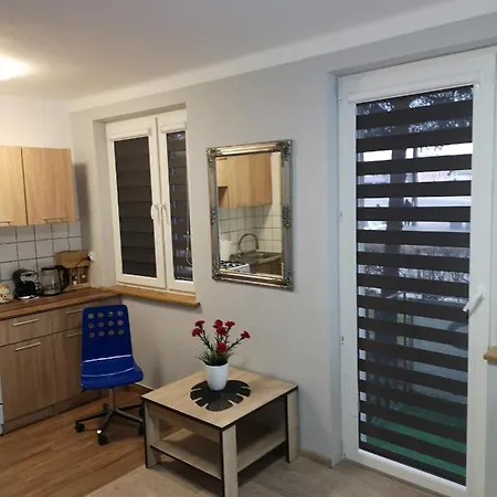 Apartament Przy Dworcu Krosno Exterior photo